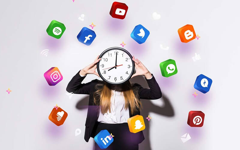 Maximizing Medium Traffic Through Social Media