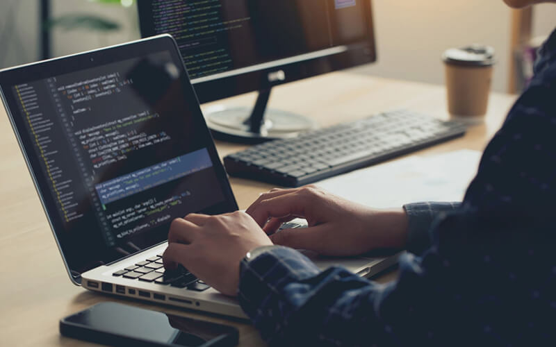 Long-Term Business Benefits of Using Business Website Design Services